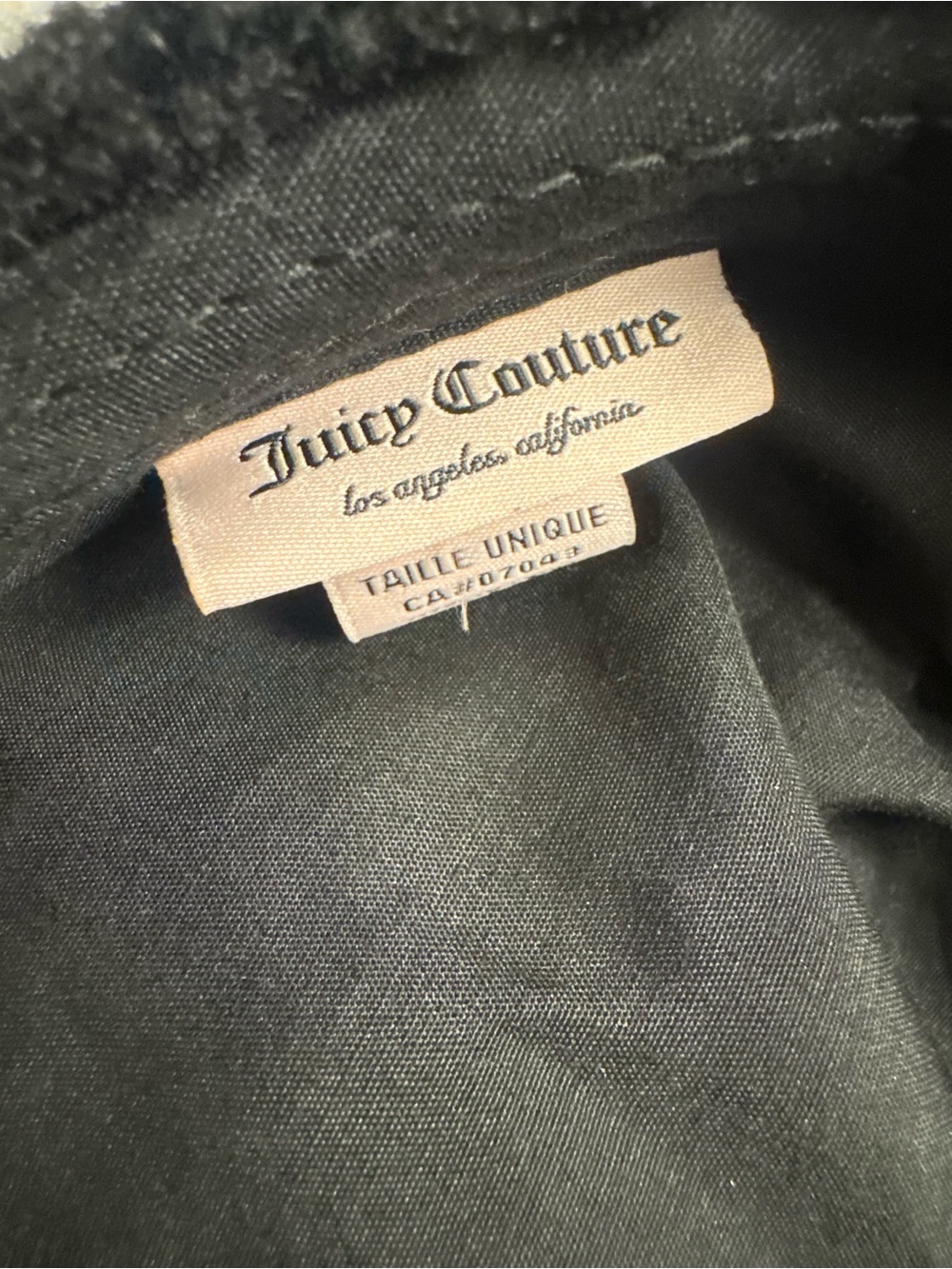 Juicy Couture Sherpa Teddy Newsboy Cap - Picture 4 of 4
